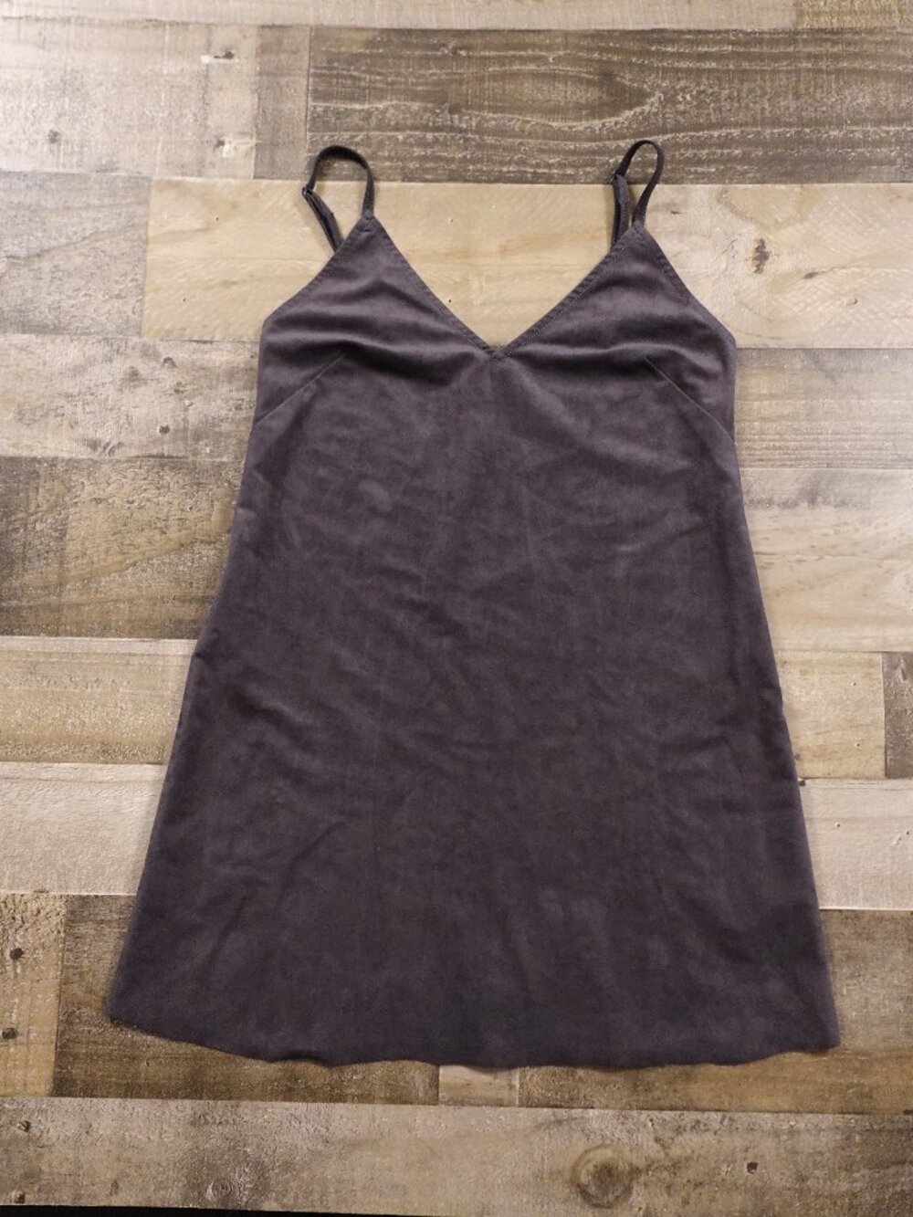 Wilfred Free Camisole Tank Top Women’s XS Charcoal Gray Satin Minimalist
